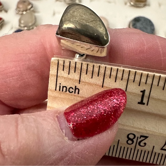 💕 Pyrite dainty geometric gemstone ring green mirrored adjustable - Picture 2 of 5